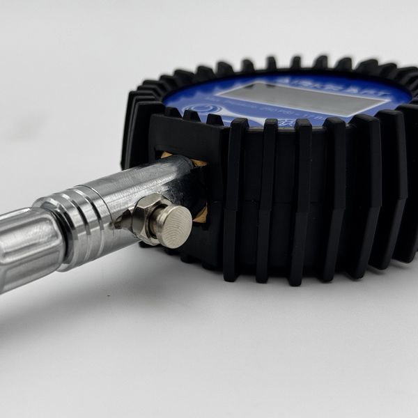 Манометр цифровой для проверки давления в шинах со шлангом 0-250 psi (17 bar) AIRKRAFT TPGD0250-S TPGD0250-S фото